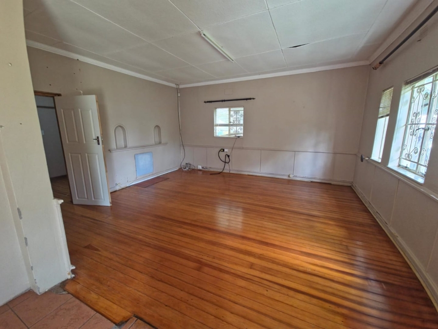 5 Bedroom Property for Sale in Westdene Free State